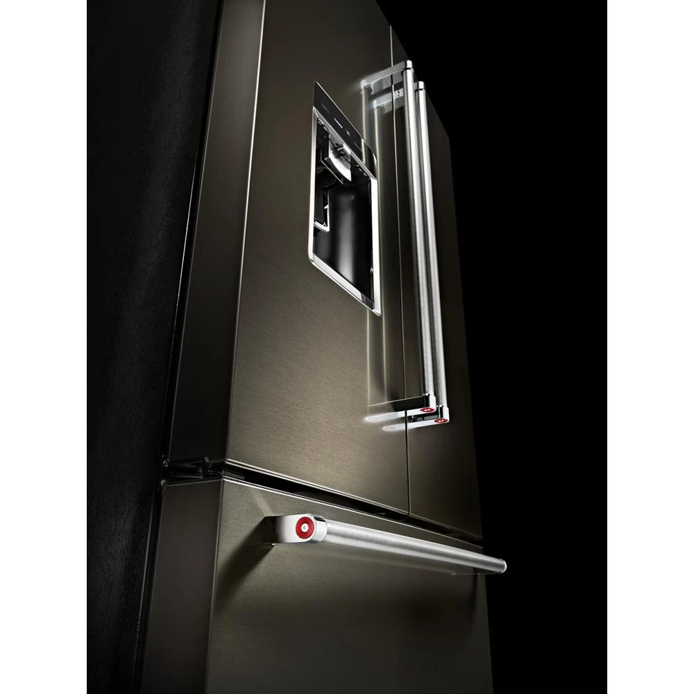 23.8 cu. ft. 36" Counter-Depth French Door Platinum Interior Refrigerator with PrintShield™ Finish view 38