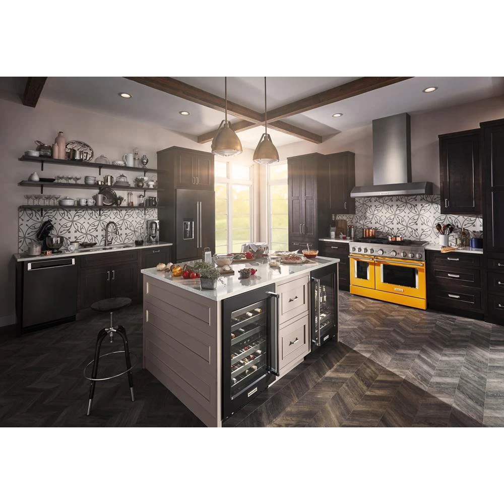23.8 cu. ft. 36" Counter-Depth French Door Platinum Interior Refrigerator with PrintShield™ Finish view 55