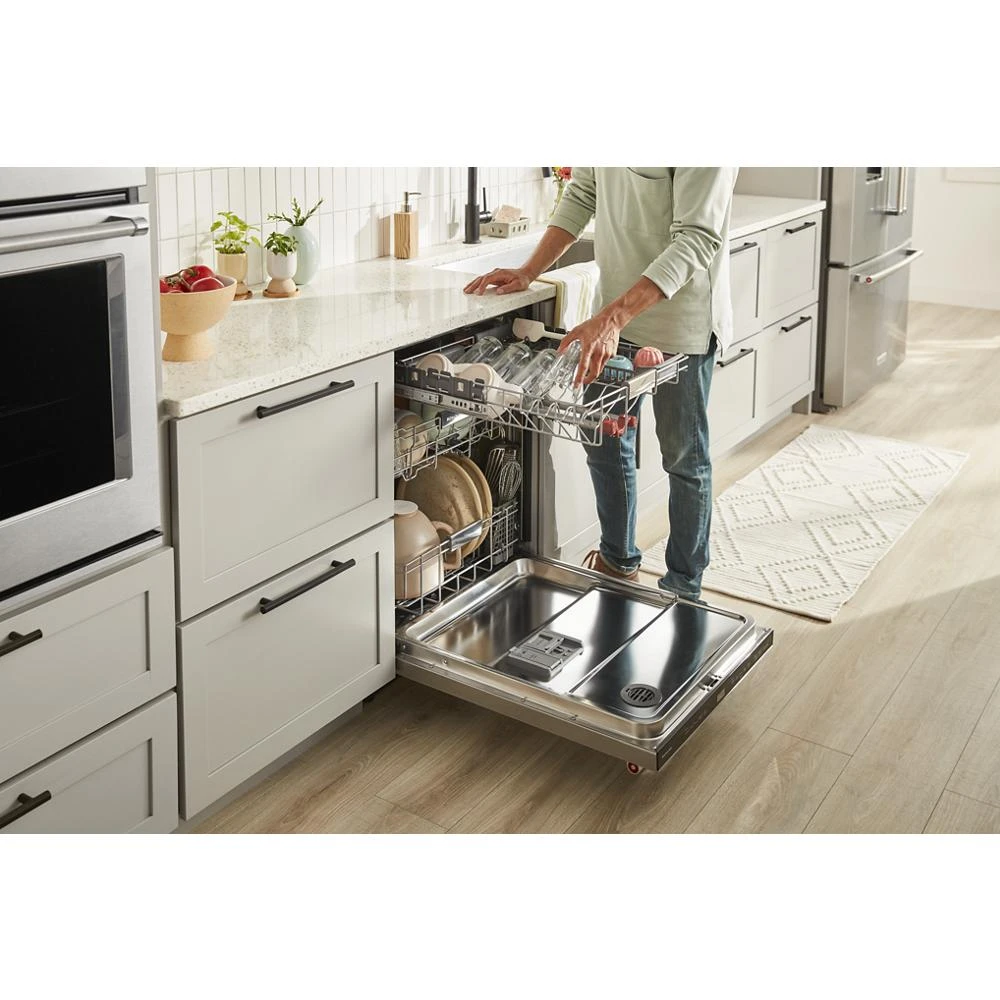 23.8 cu. ft. Counter-Depth French Door Platinum Interior Refrigerator with PrintShield™ Finish view 96