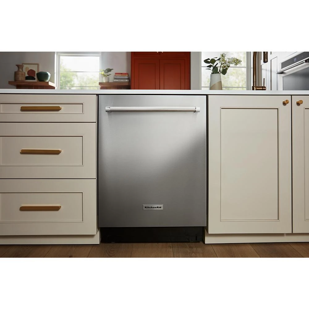 23.8 cu. ft. Counter-Depth French Door Platinum Interior Refrigerator with PrintShield™ Finish view 87