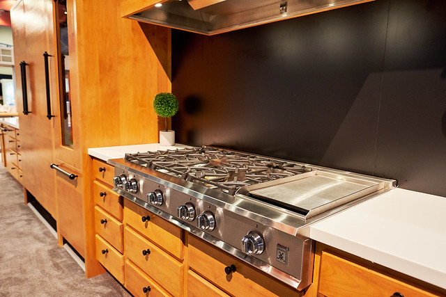 48″ 5-Burner Rangetop with 12″ Griddle KRT485GDNGCC1
