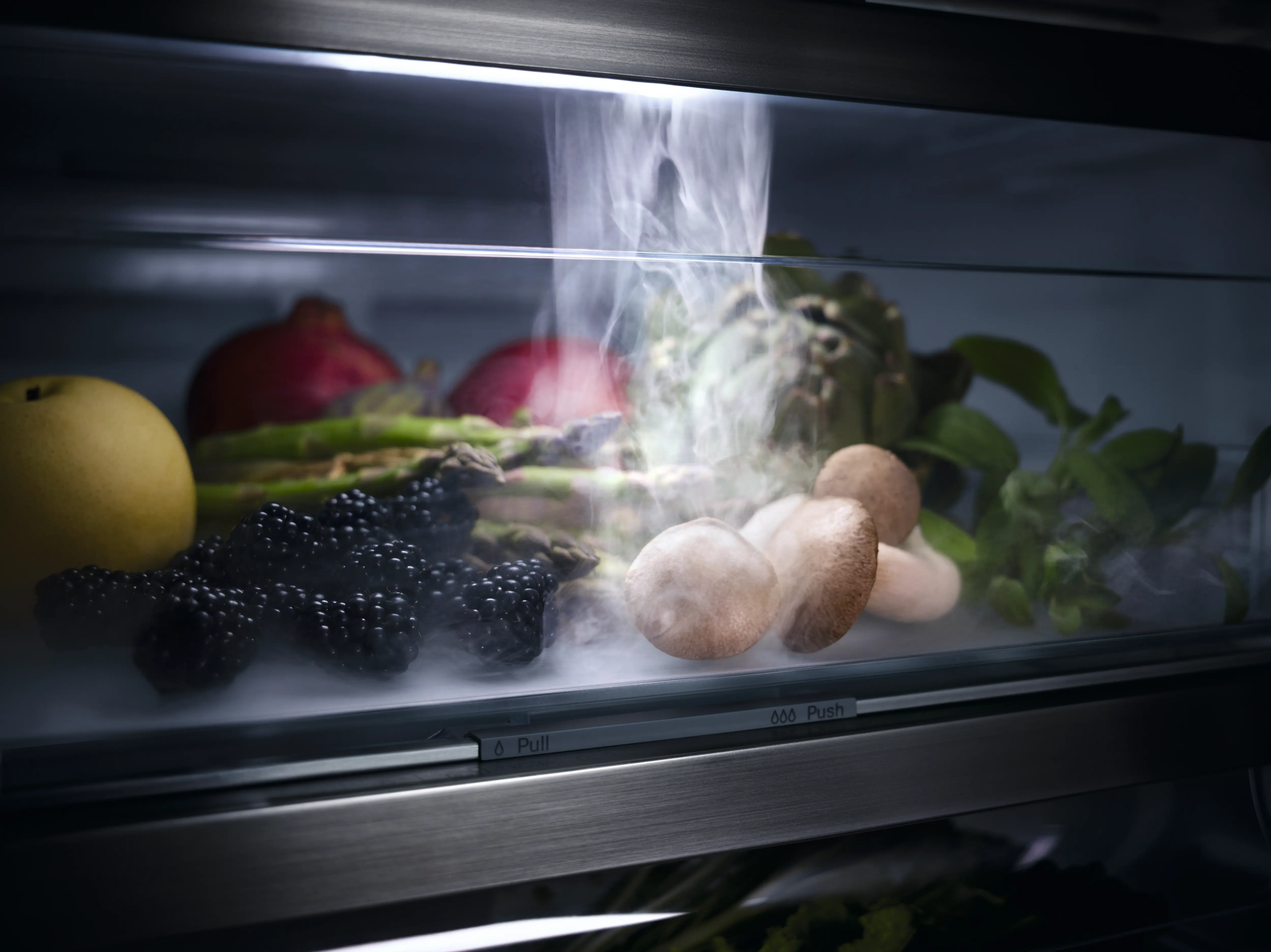 Built-in refrigerator, 70 in (178 cm) niche height KS7793D