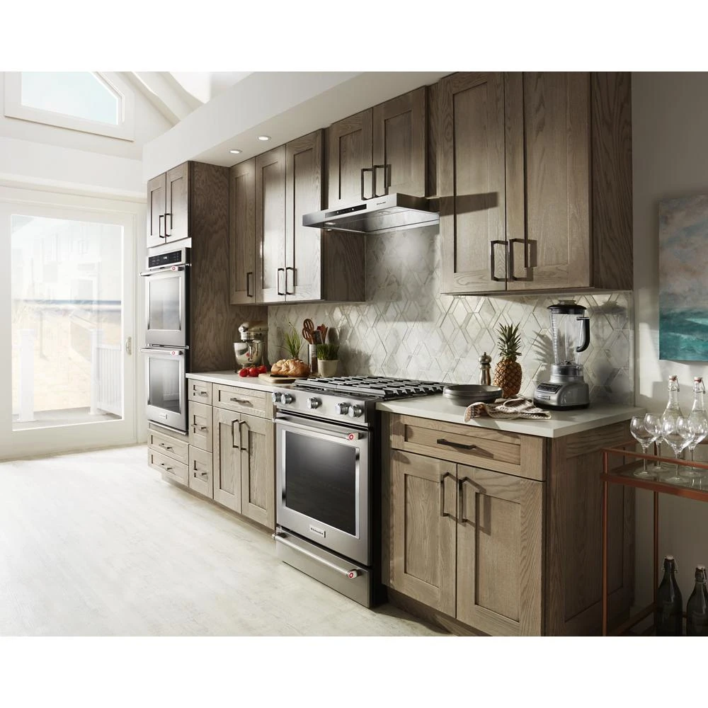 30" 5-Burner Gas Slide-In Convection Range view 2