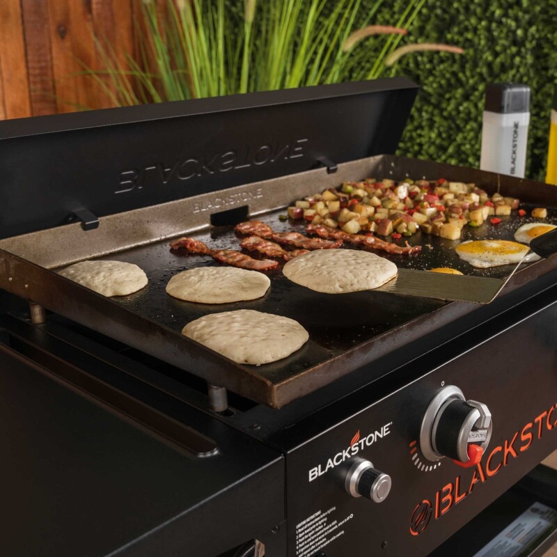 28" Griddle with Hard Cover Bundle KT24035