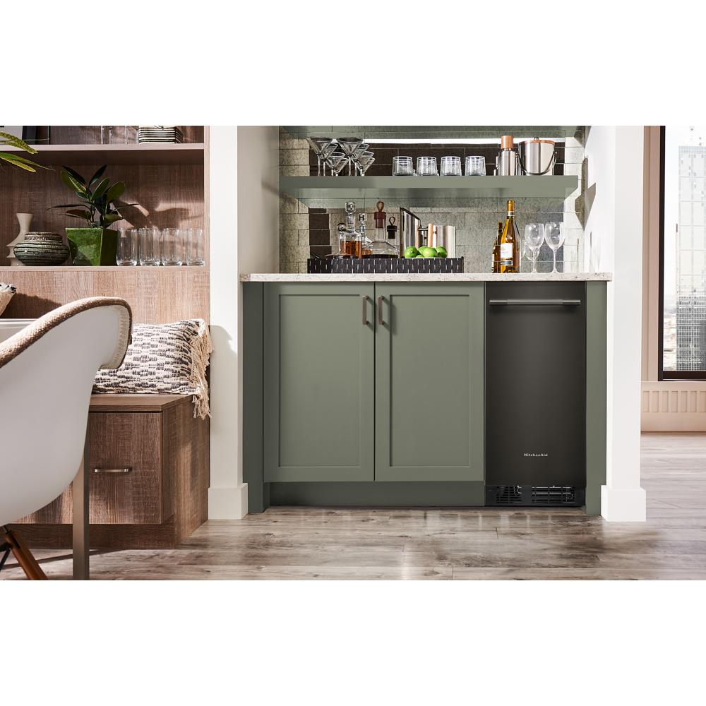 15'' Automatic Ice Maker view 14