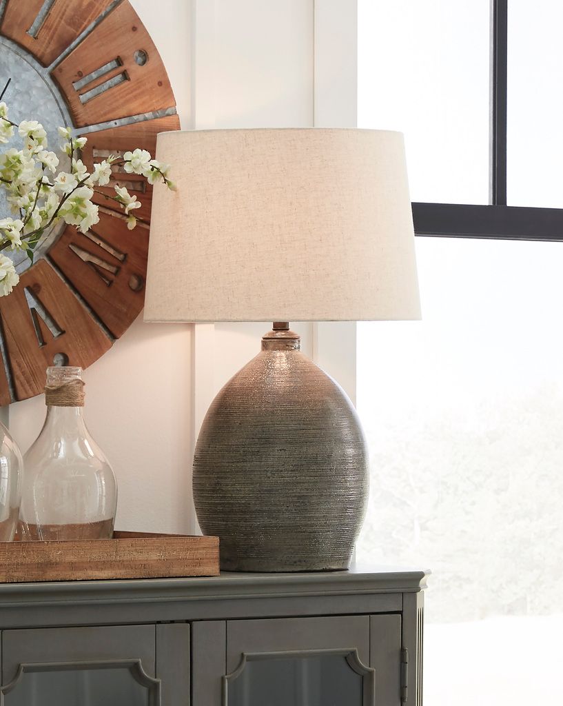 Joyelle Gray Terracotta Table Lamp L100744