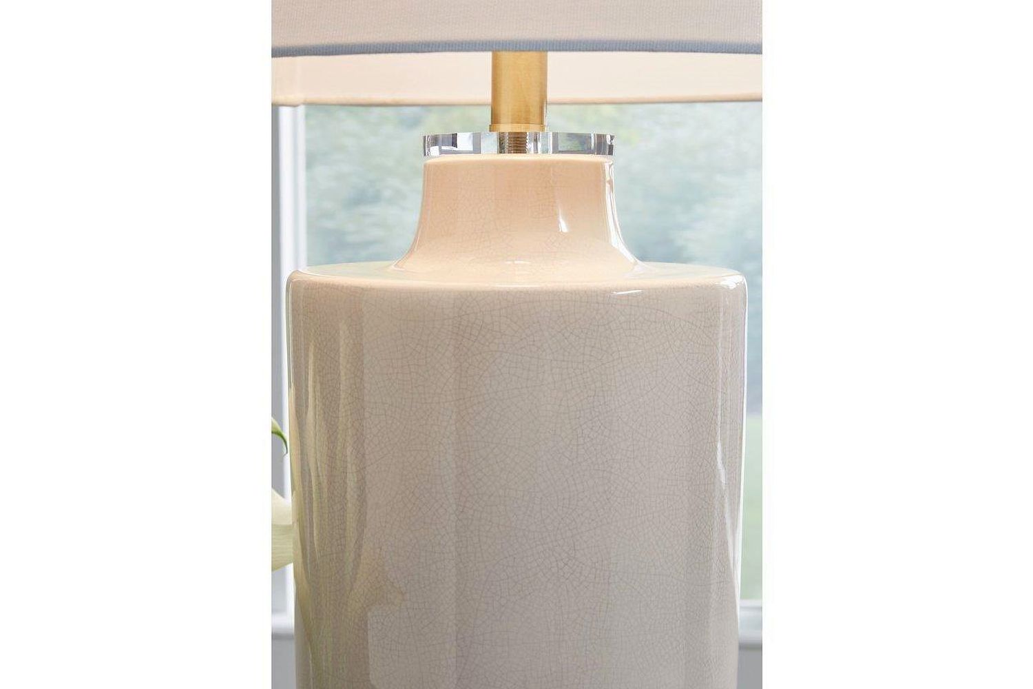 Cylener Table Lamp In Off White L100794