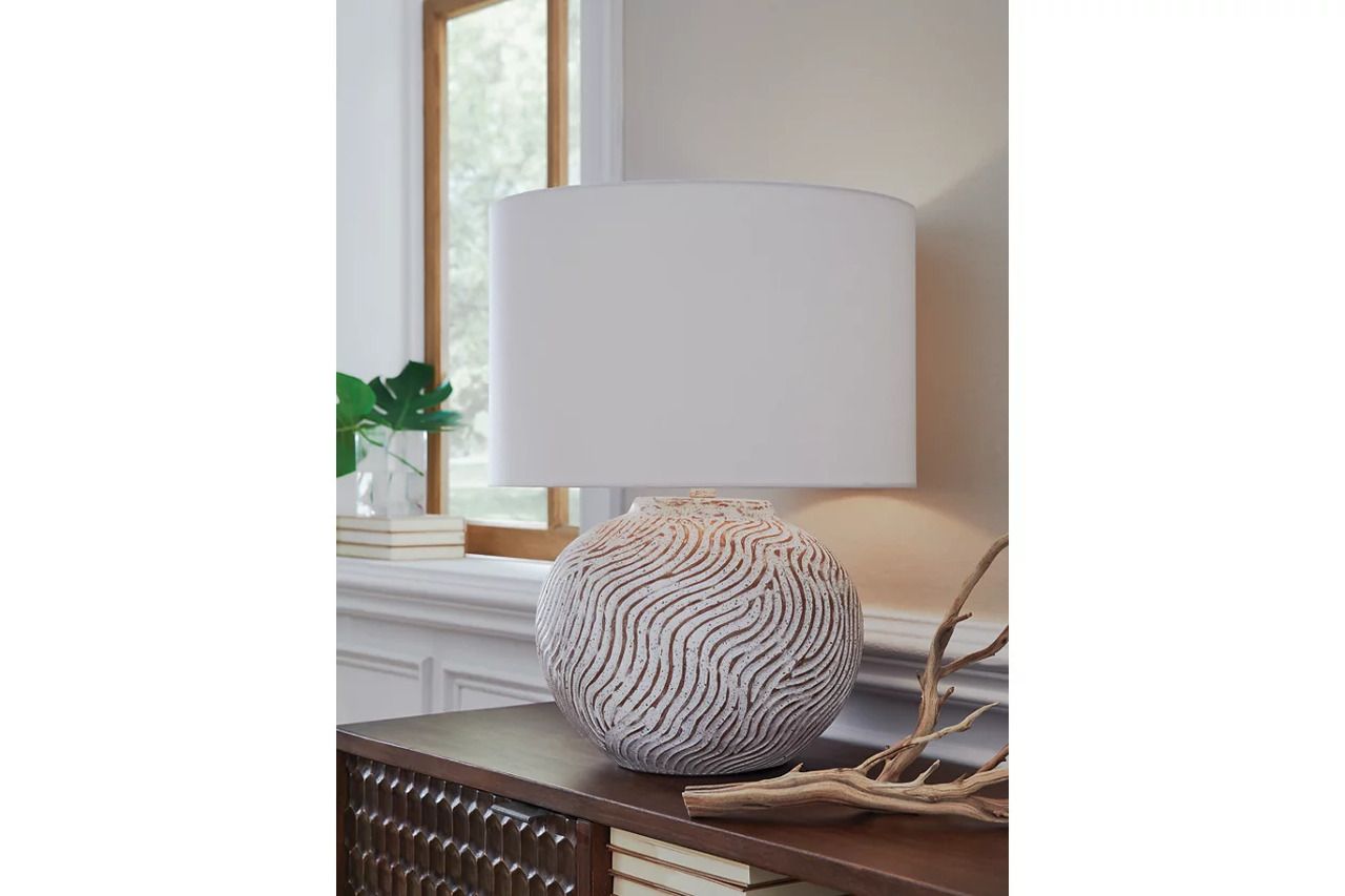 Vien Terracotta Table Lamp In Distressed White L100894