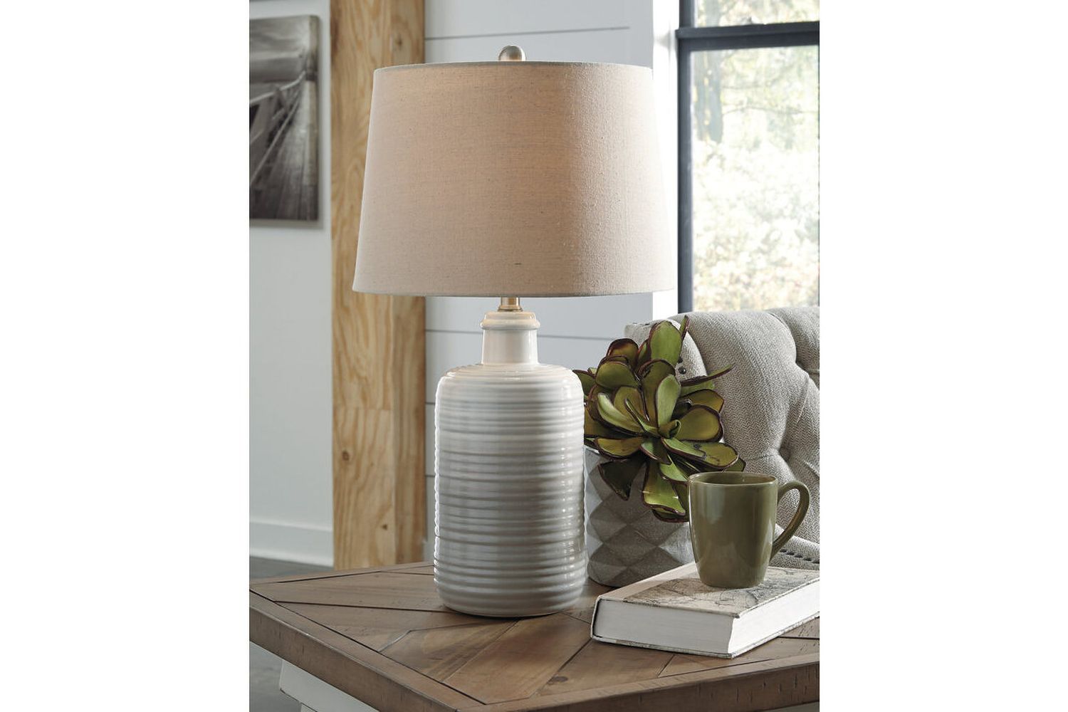 Marnina Brown Ceramic Table Lamp Set of 2 L121854