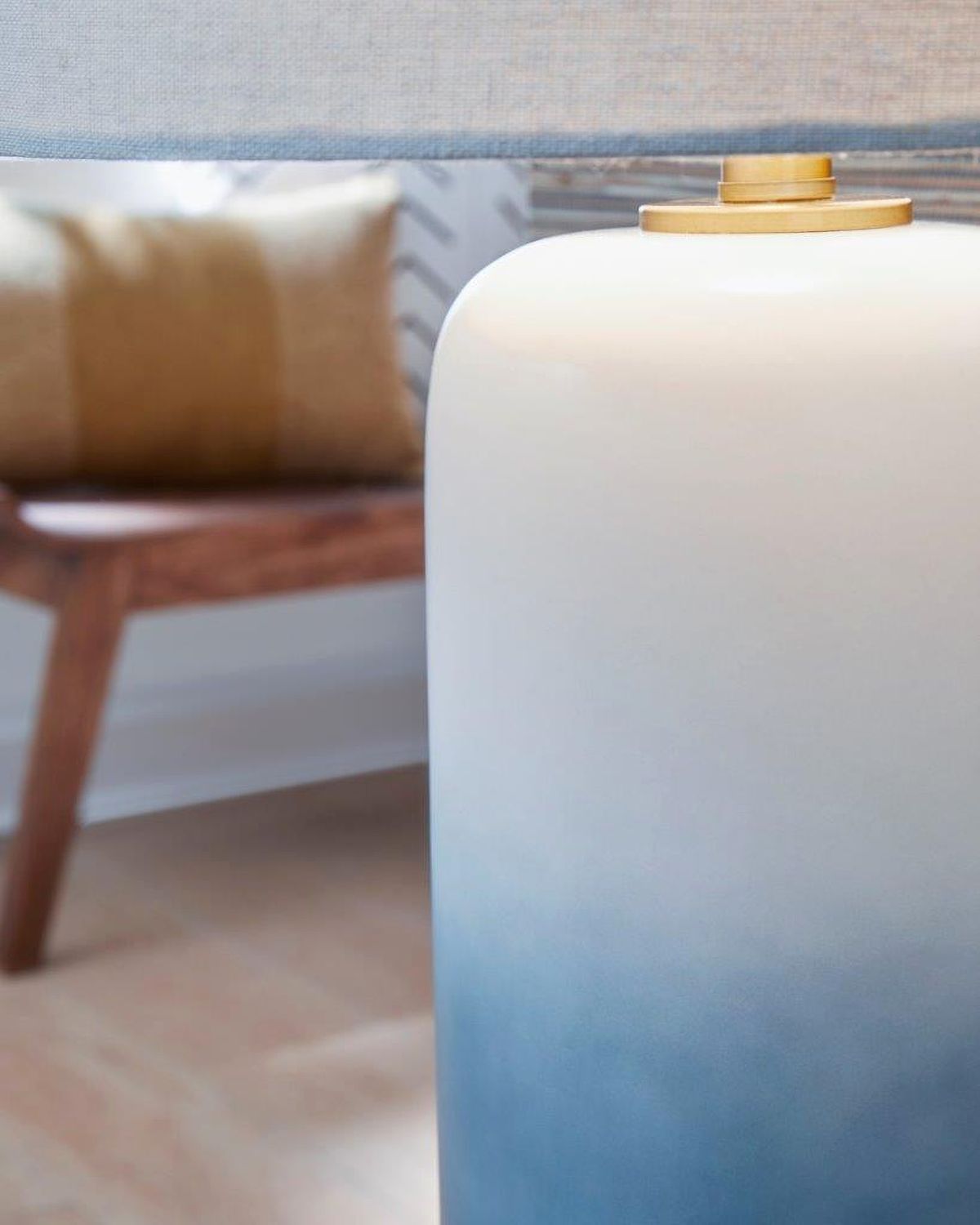Lemrich White And Teal Ceramic Table Lamp L123874