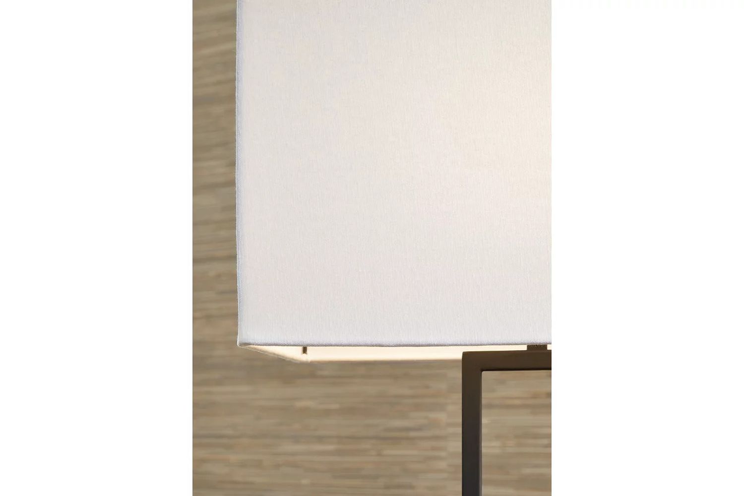 Voslen Table Lamp Set of 2 In Black and Brown L204554