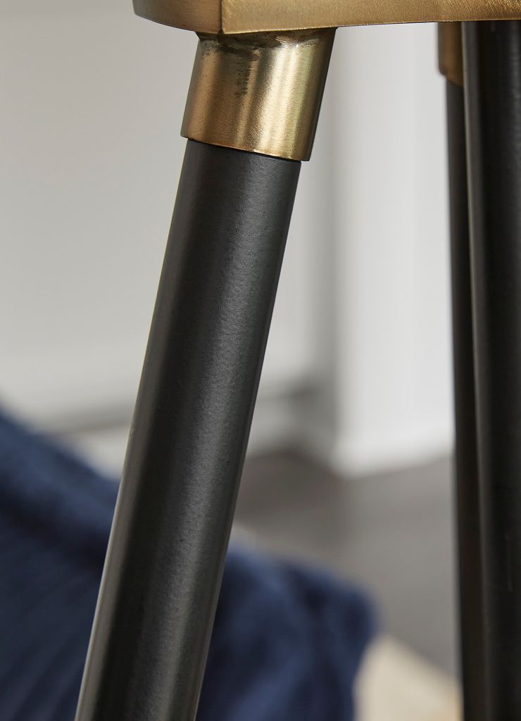 Cashner Floor Lamp In Black and Gold L206101
