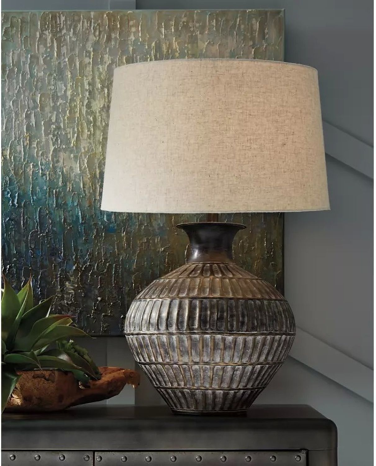 Magan Antique Bronze Metal Table Lamp L207354