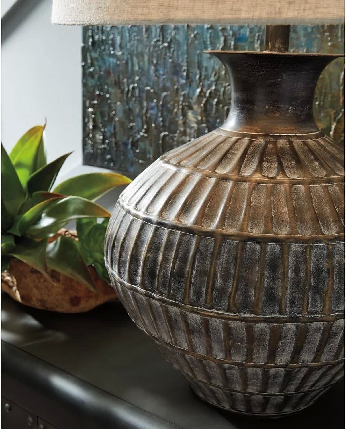 Magan Antique Bronze Metal Table Lamp L207354