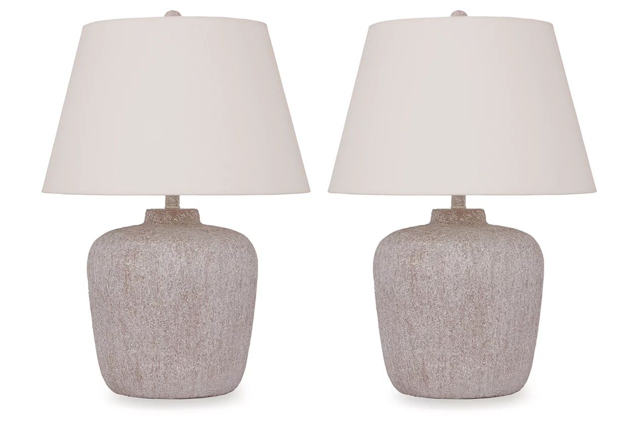 Danry Table Lamp In Cream L207454