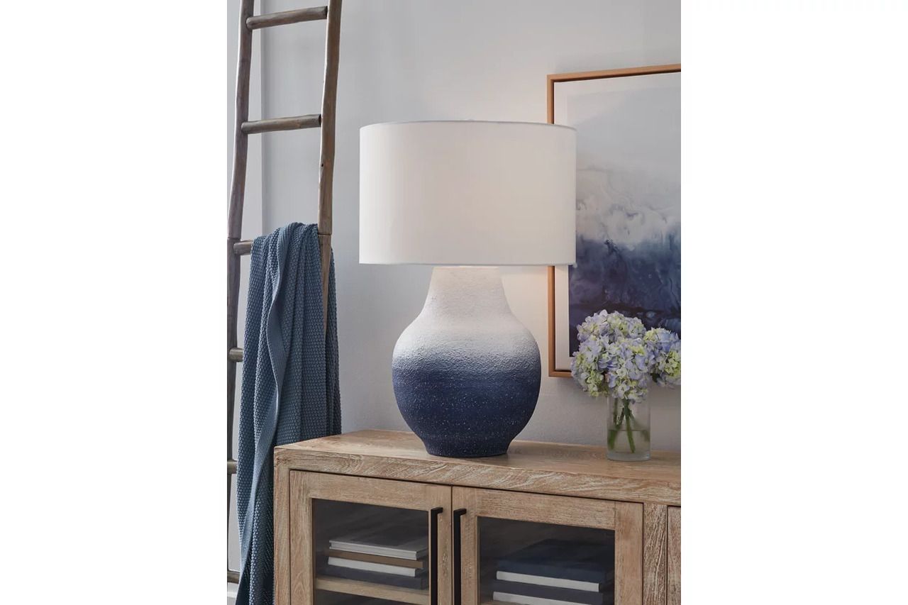 Dashland Table Lamp In Navy and White L207514