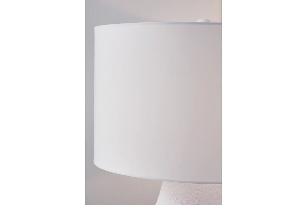 Dashland Table Lamp In Navy and White L207514