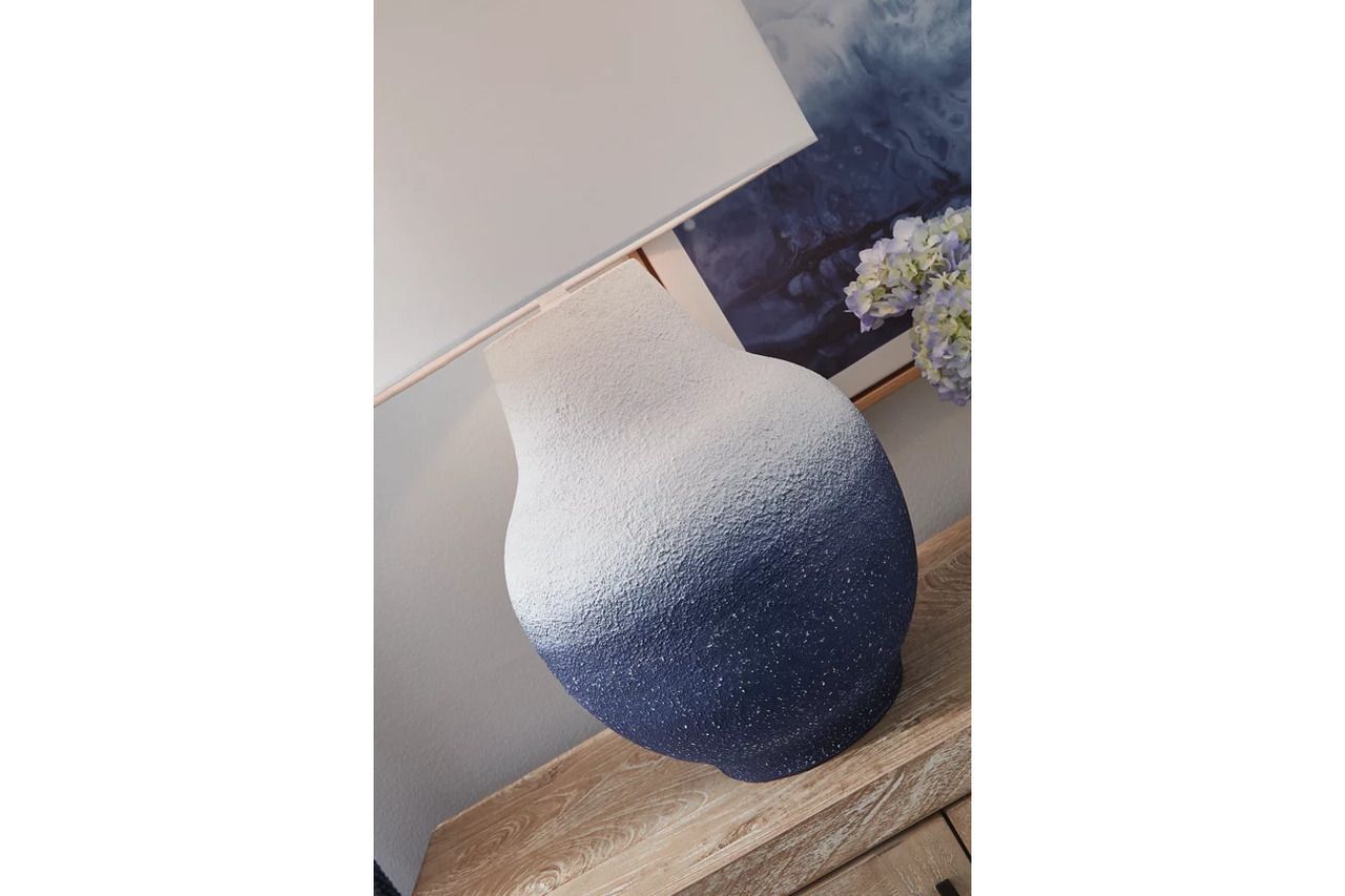 Dashland Table Lamp In Navy and White L207514