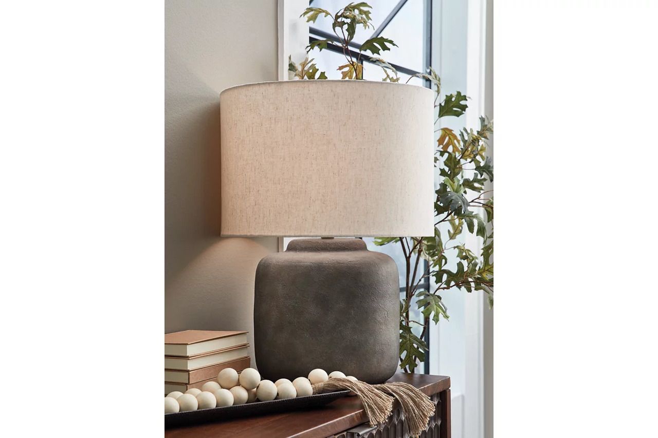 Zandophen Metal Table Lamp In Antique Gray L207654