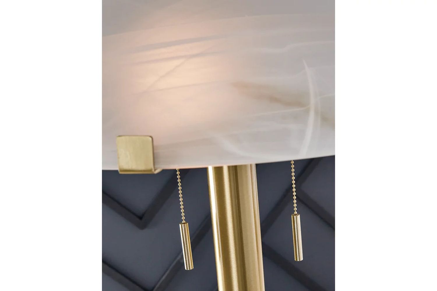 Tobbinsen Floor Lamp In Brass L208421