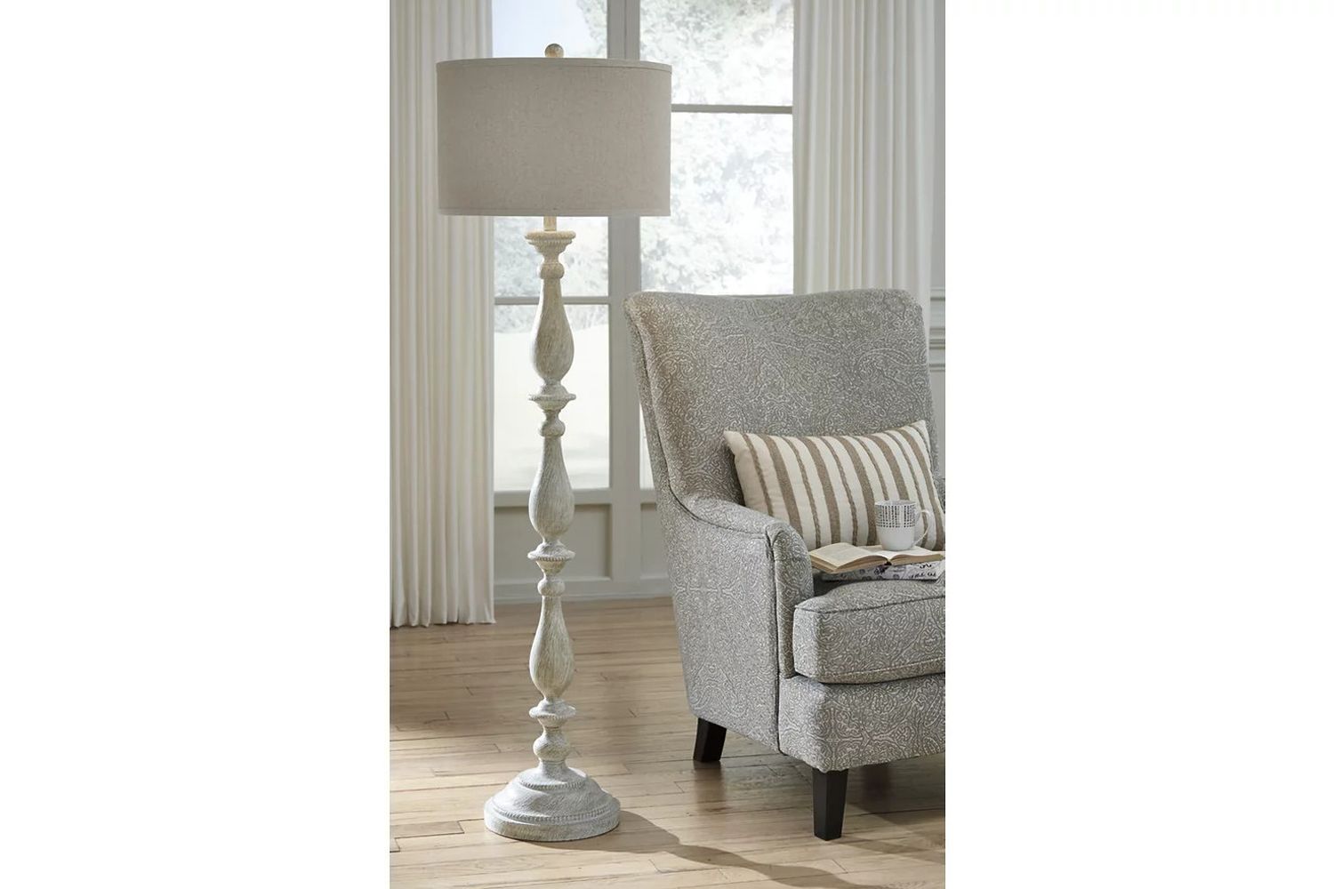 Bernadate Whitewash Poly Floor Lamp L235341