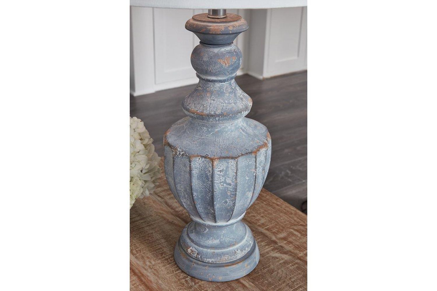 Cylerick Table Lamp In Antique Blue L235714