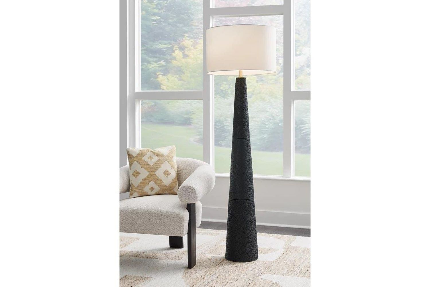 Hallburg Floor Lamp In Black L235761