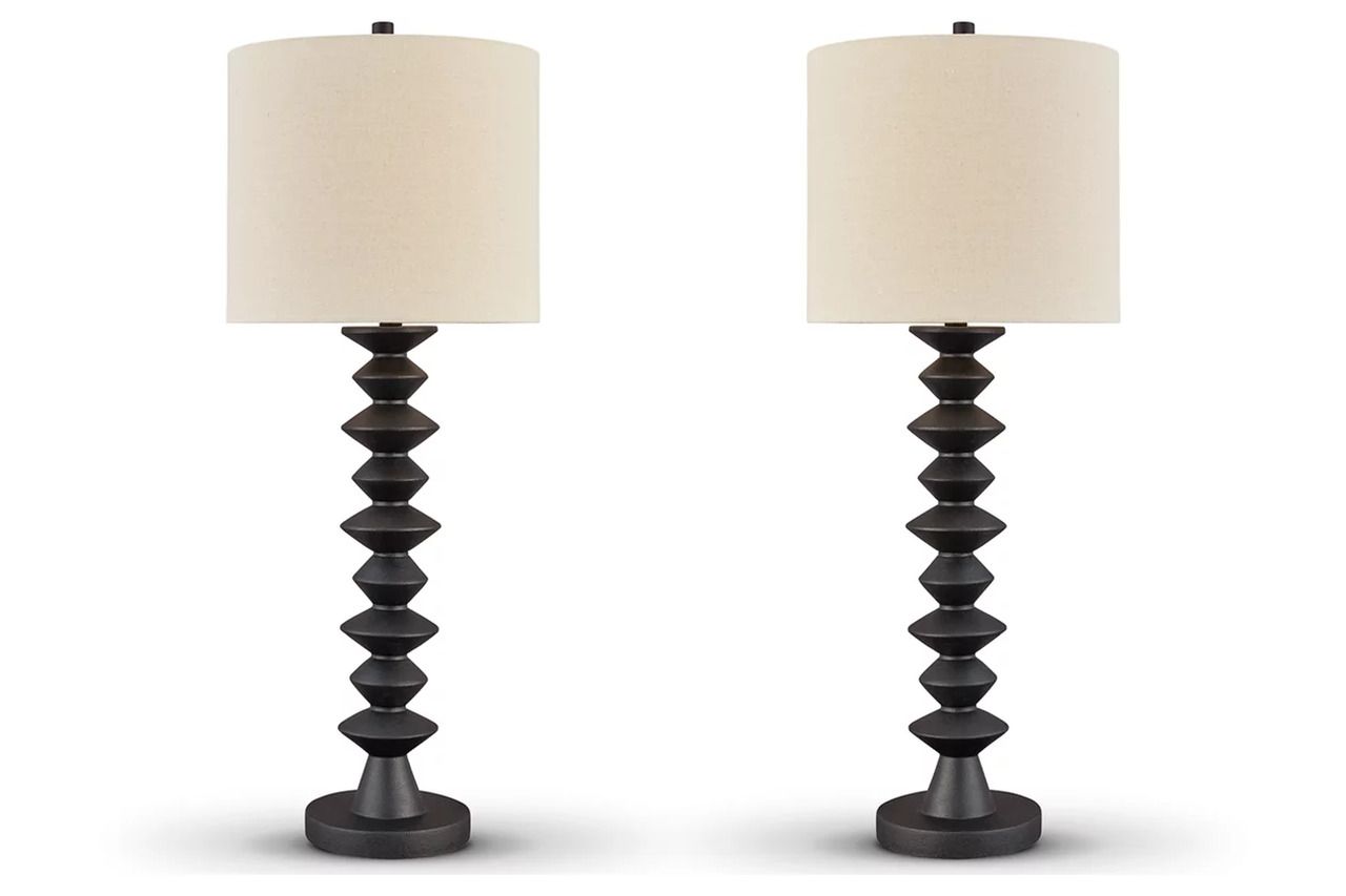 Luanndon Buffet Lamp In Black L235783