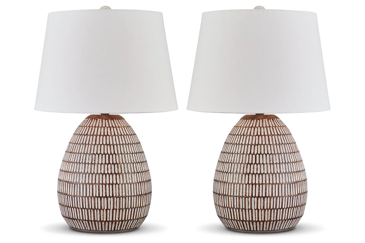 Darrich Table Lamp In Beige White L235804
