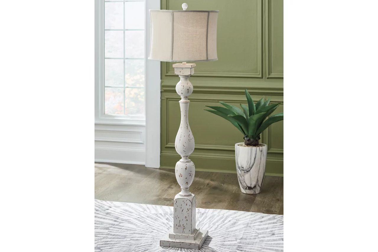 Madsbrook Floor Lamp In Antique White L235921