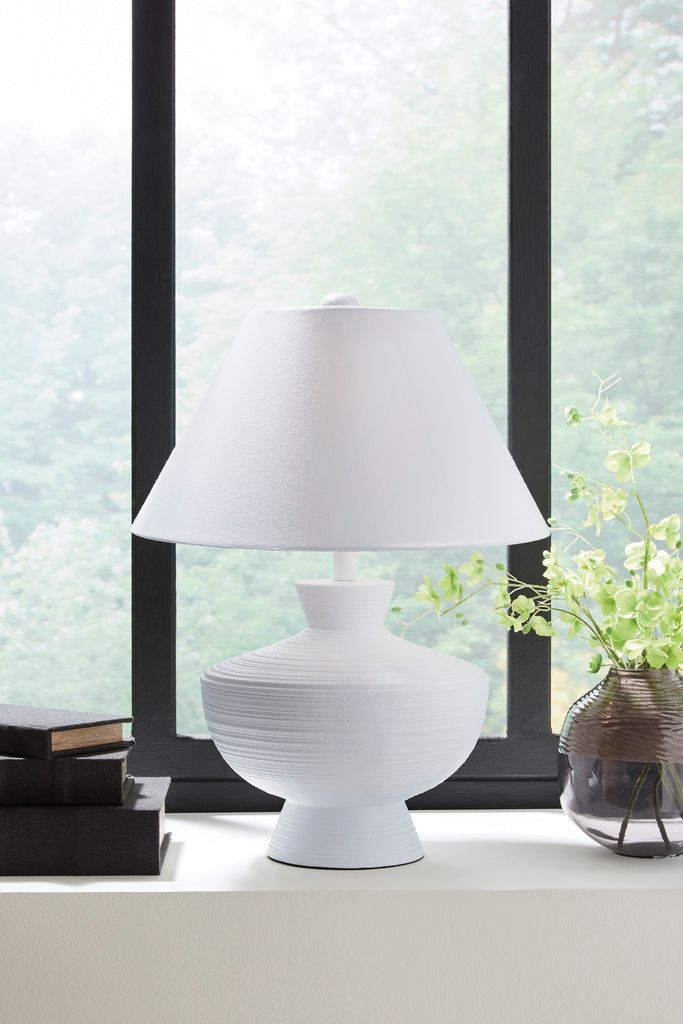Harelwood Table Lamp In White L235934