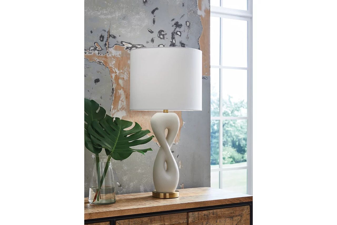 Judrich Table Lamp In White and Gold L236024