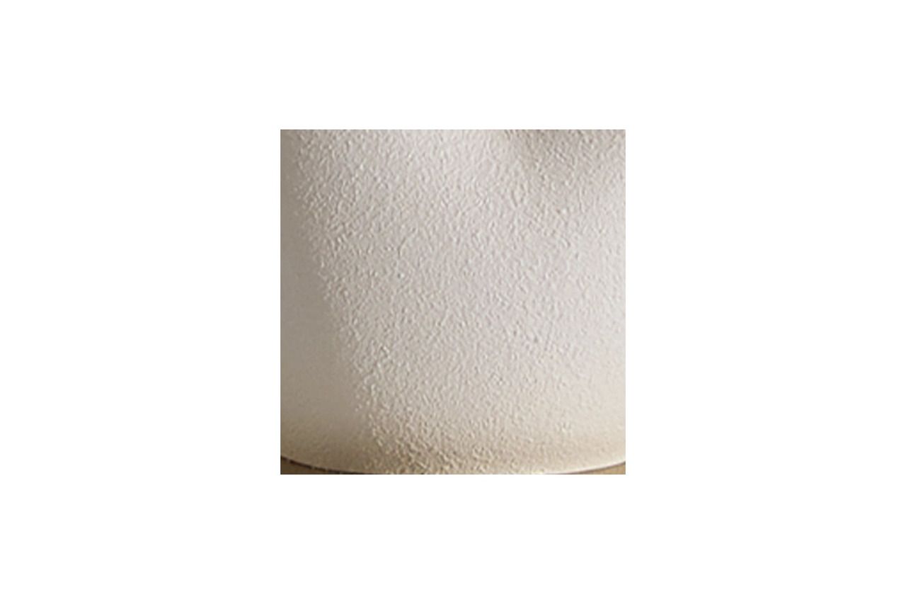 Judrich Table Lamp In White and Gold L236024