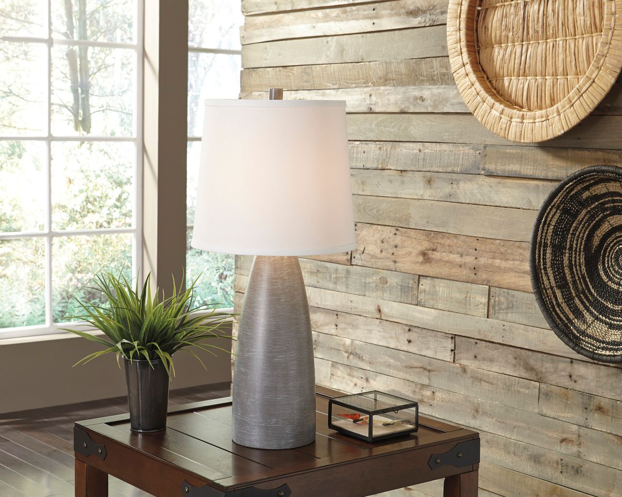 Shavontae Gray Poly Table Lamp Set Of 2 L243004