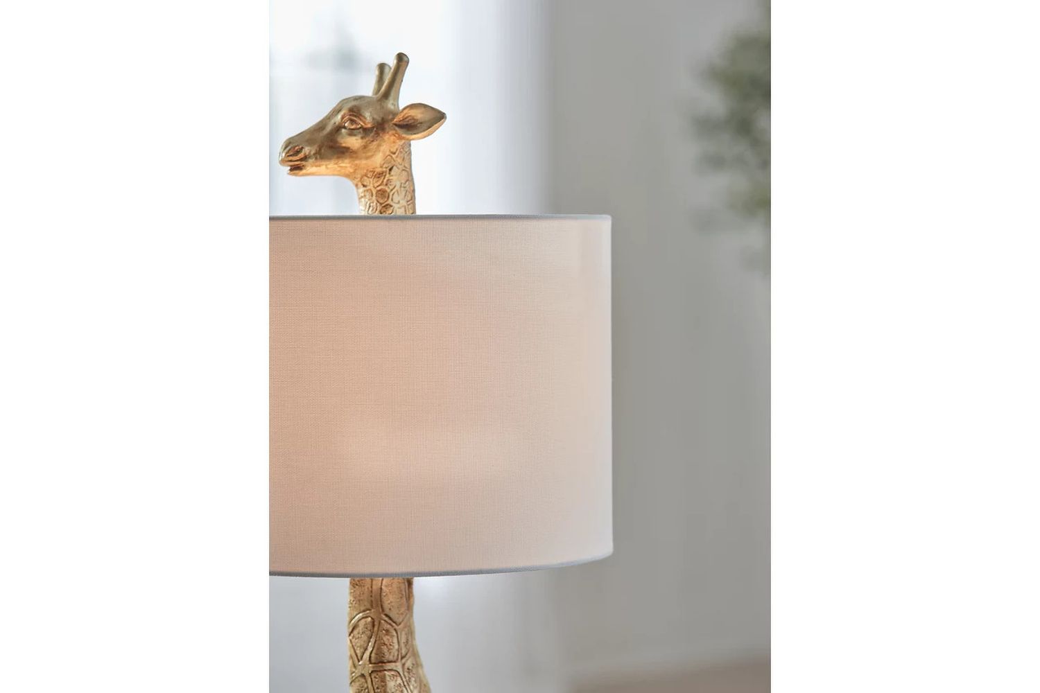 Ferrison Table Lamp In Gold L317004