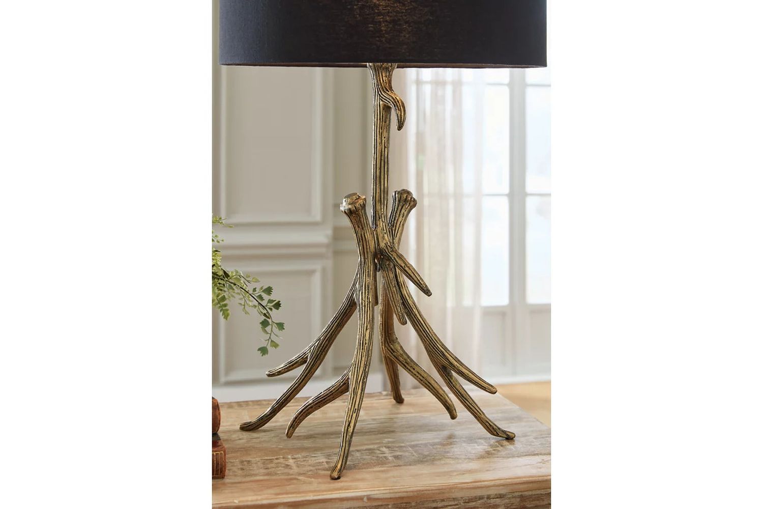 Josney Table Lamp In Antique Gold L317034