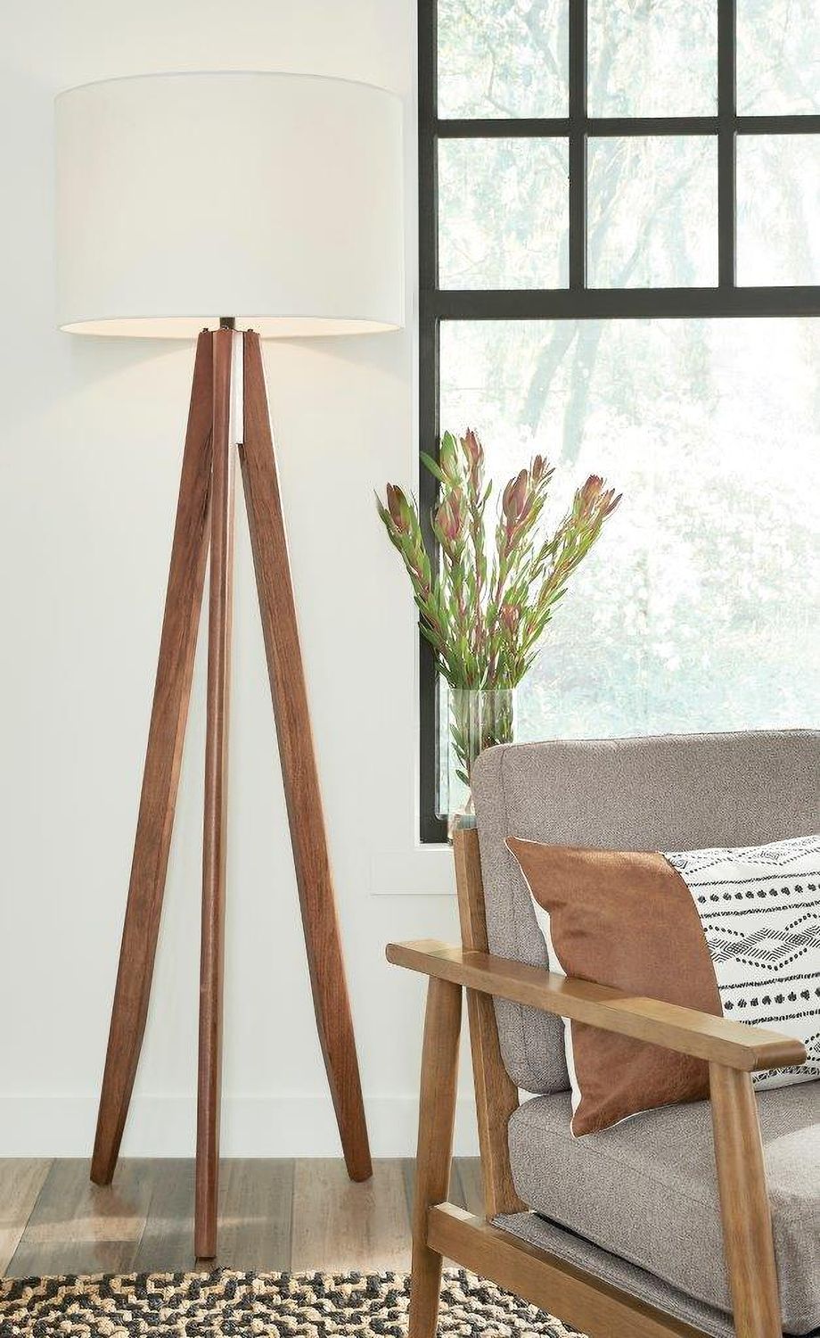 Dallson Brown Floor Lamp L329011