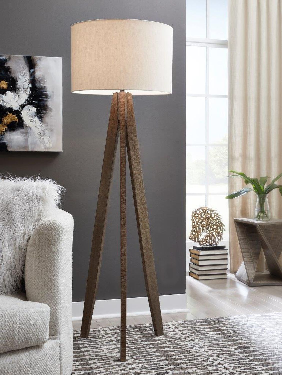 Dallson Gray And Brown Floor Lamp L329021
