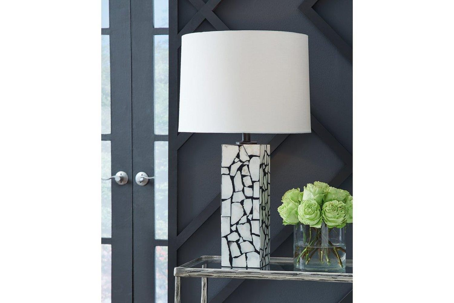 Macaria Table Lamp In White and Black L429044