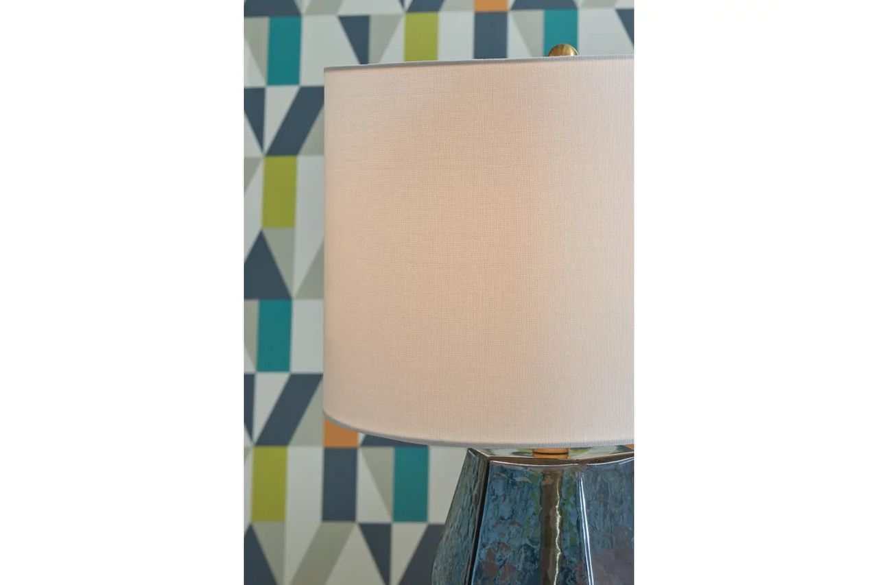Tallow Table Lamp In Blue L430854