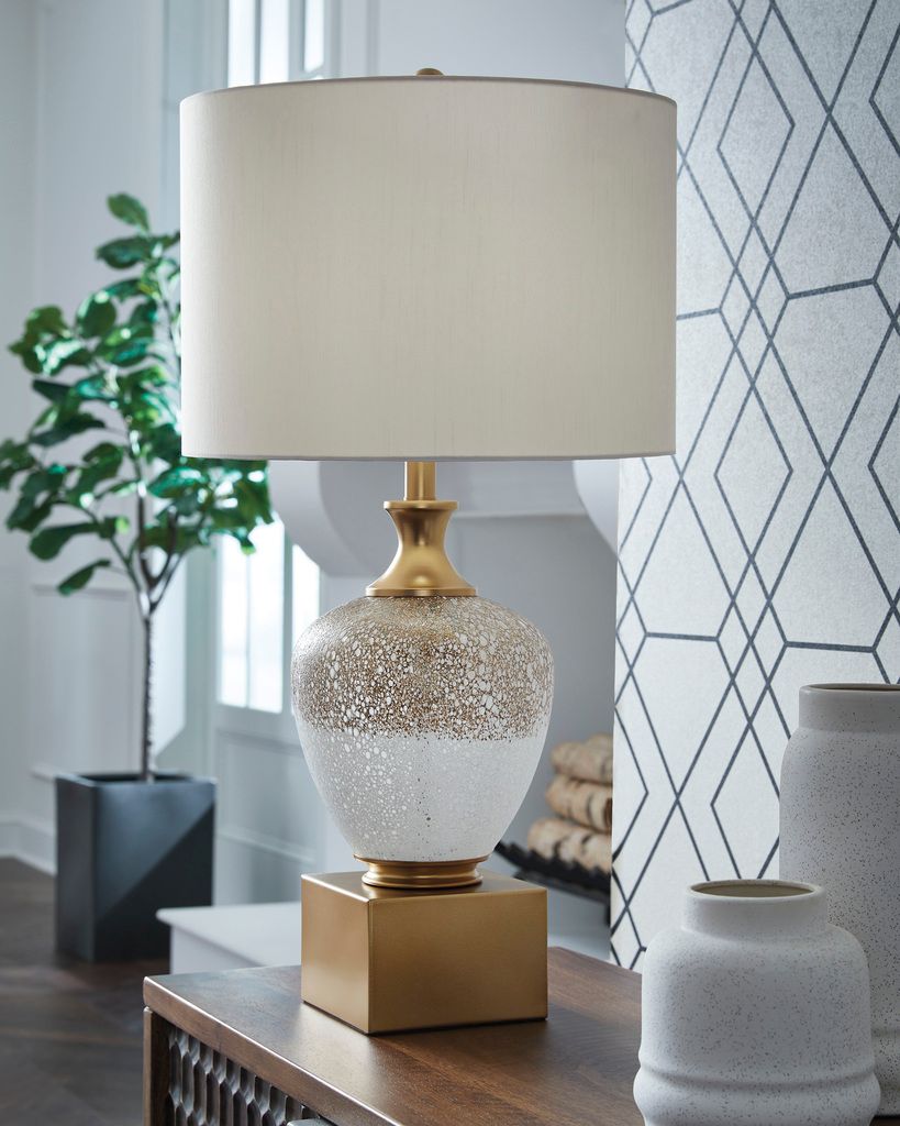 Tavisburg Table Lamp In Brown/White/Gold L430894