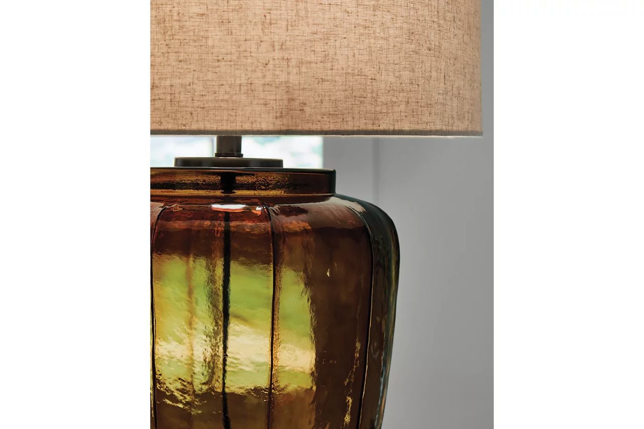 Bainmore Table Lamp In Amber L430914