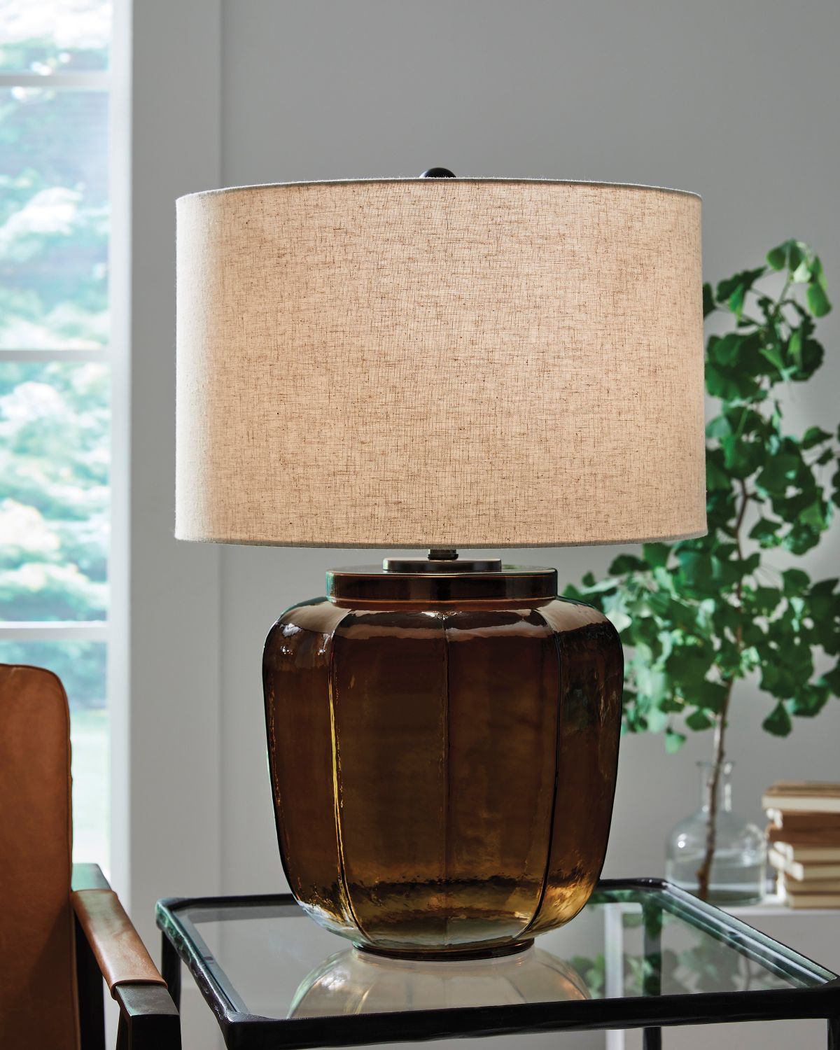 Bainmore Table Lamp In Amber L430914