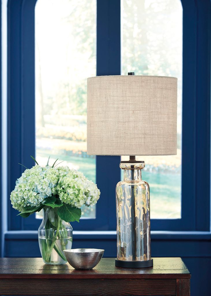 Laurentia Champagne Glass Table Lamp L431414