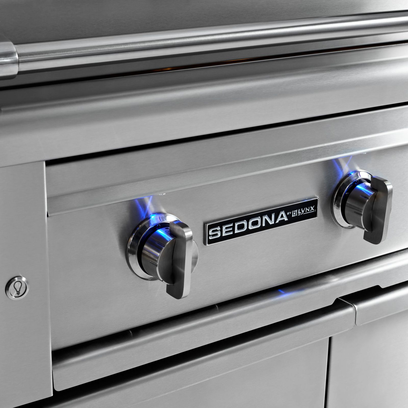 36" Ada Compliant Grill - 1 Prosear Burner & 2 Stainless Steel Burners L601ADANG