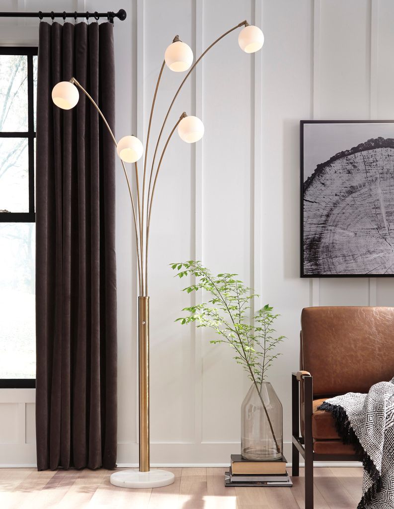 Taliya Champagne Metal Arc Lamp (1/CN) L725119