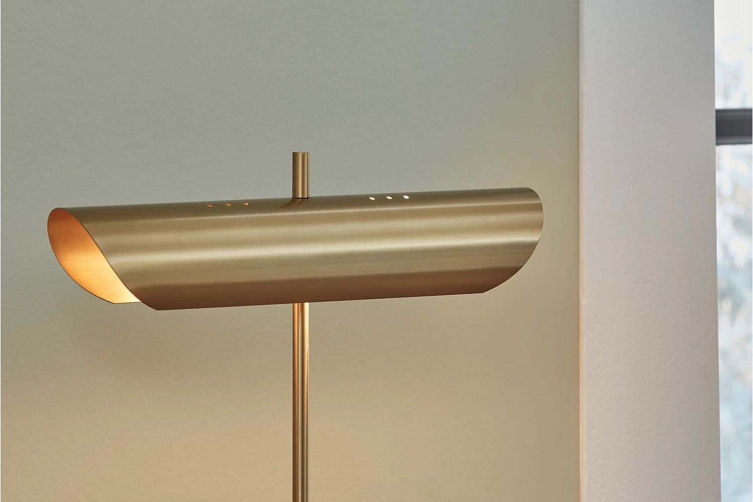 Rowleigh Desk Lamp In Gold and White L734392
