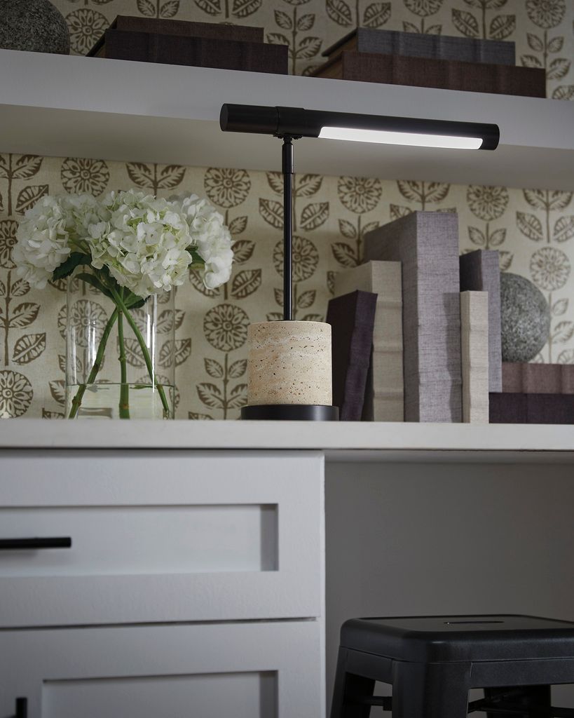 Vinmour Desk Lamp In Brown and Beige L734402