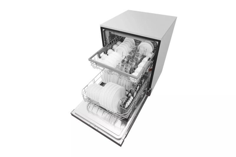 Front Control Smart wi-fi Enabled Dishwasher with QuadWash™ LDF5678BD