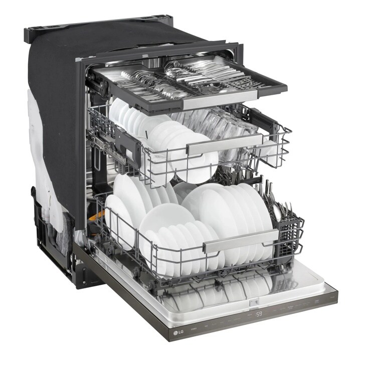 Smart FlushFit™ Top Control Dishwasher with 1-Hour Wash & Dry, QuadWash® Pro, TrueSteam® and Dynamic Heat Dry™ w/AutoVent Dry™ view 2